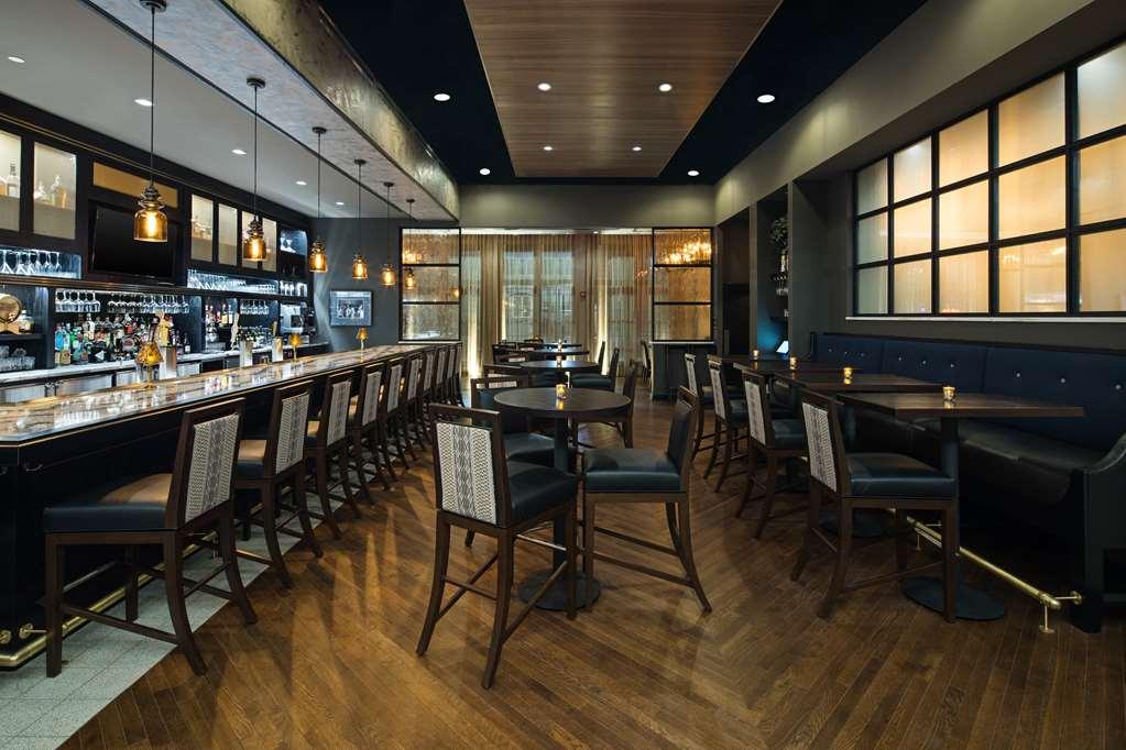The Hancock Hotel Findlay Restaurant bilde
